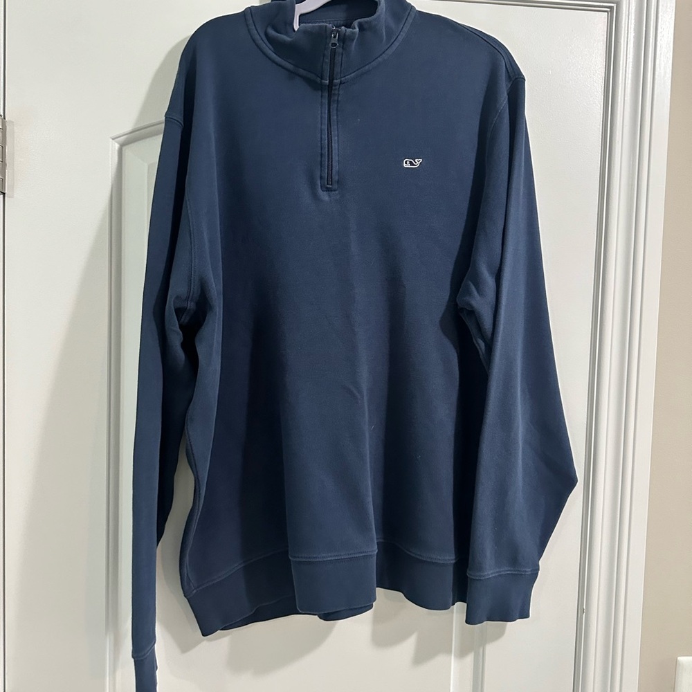 EUC vineyard vines  Men’s saltwater quarter zip - XL